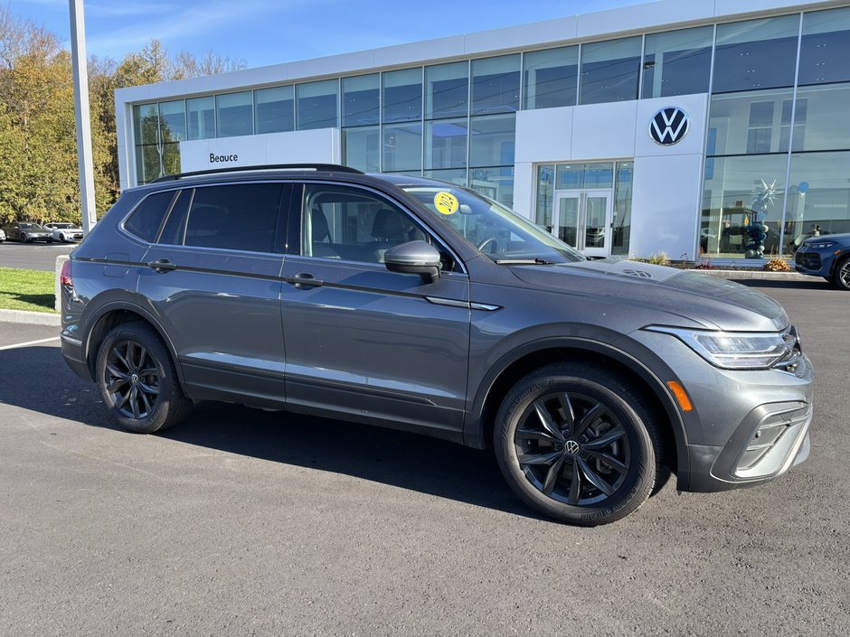 Volkswagen Tiguan Comfortline 4MOTION/Toit panoramique 2024 à Saint-Georges, Québec