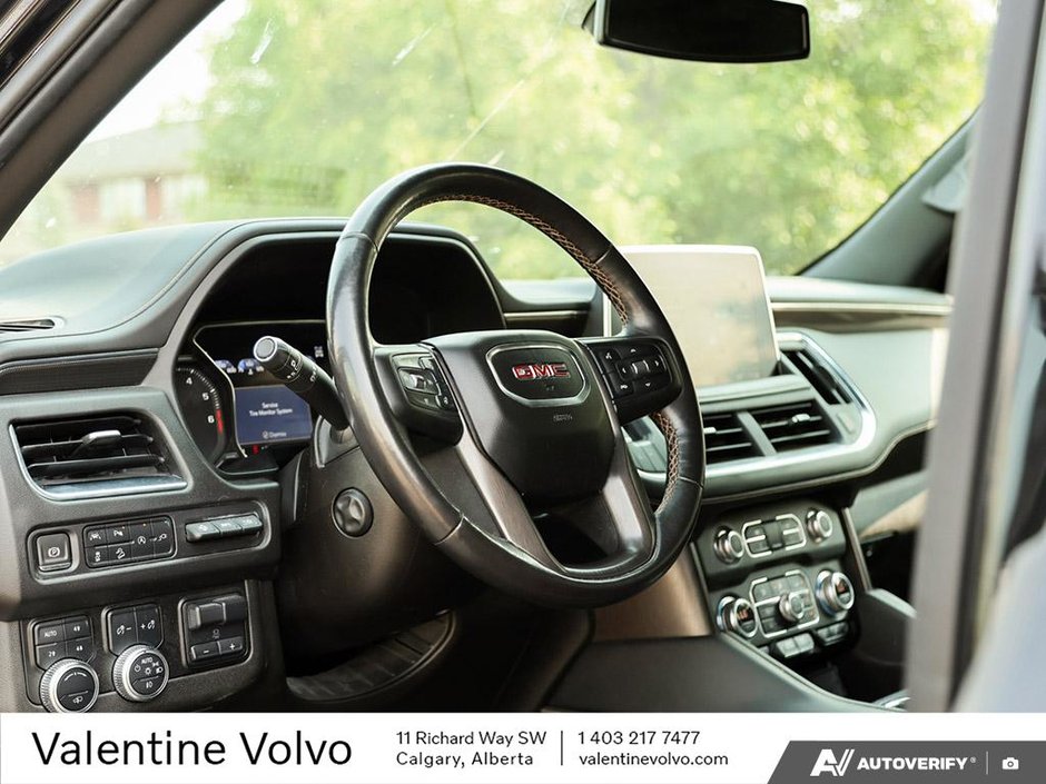 2021 GMC Yukon AT4-12