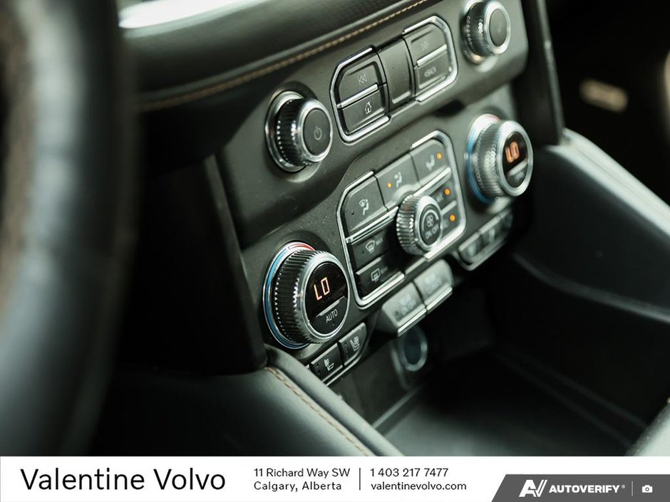 2021 GMC Yukon AT4-19