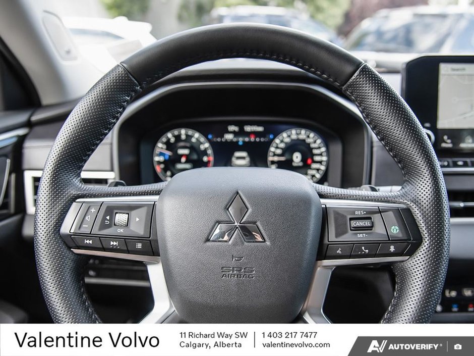 2024 Mitsubishi Outlander-13