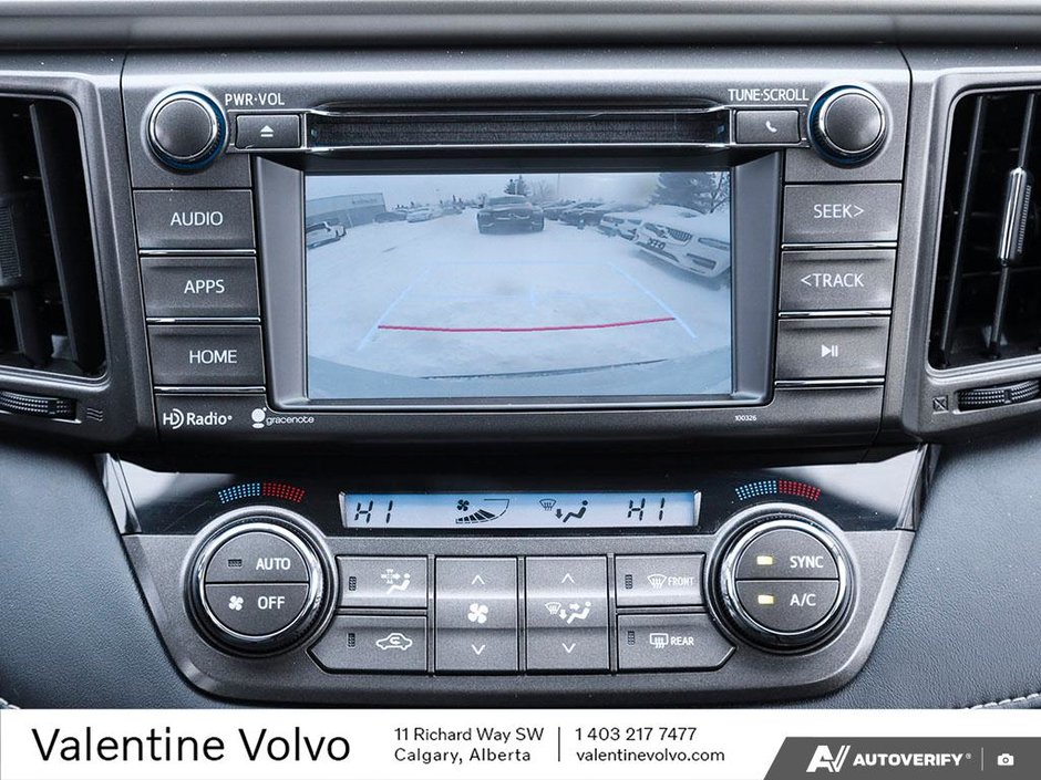 2015 Toyota RAV4 XLE-26