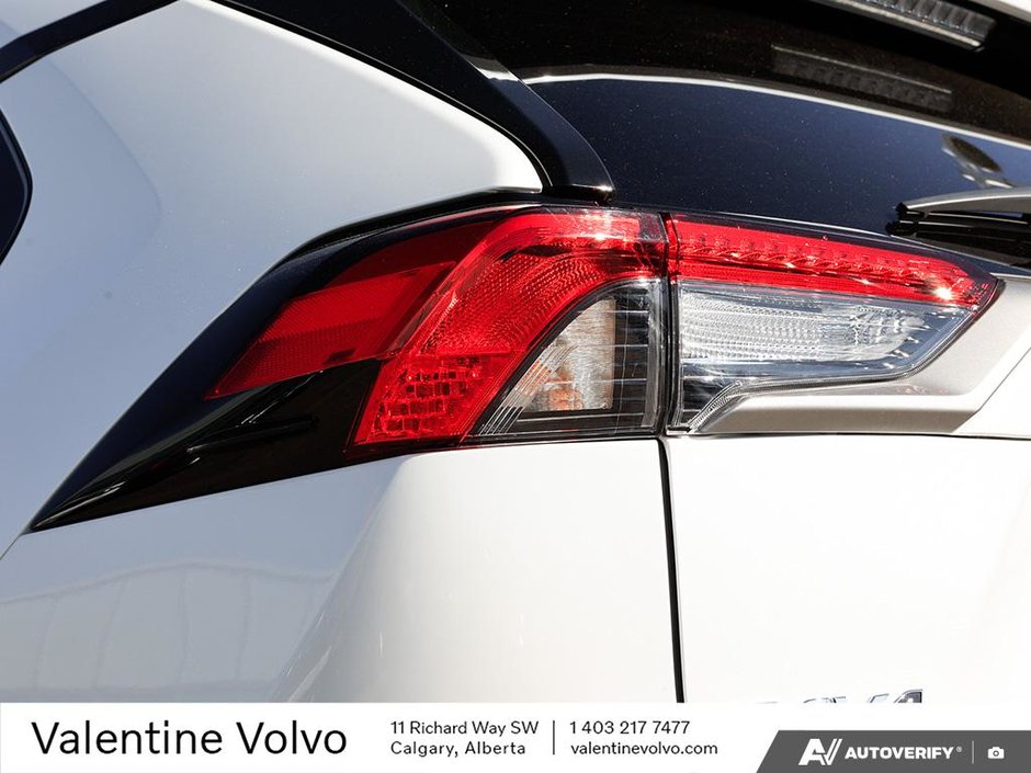 2024 Toyota RAV4 Hybrid Limited-11