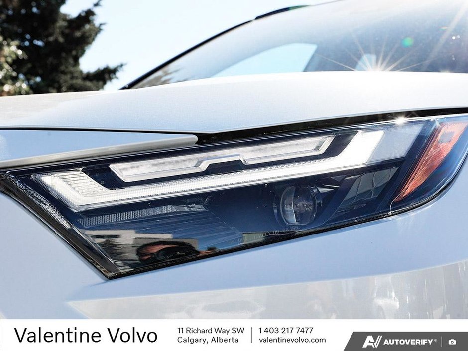2024 Toyota RAV4 Hybrid Limited-9