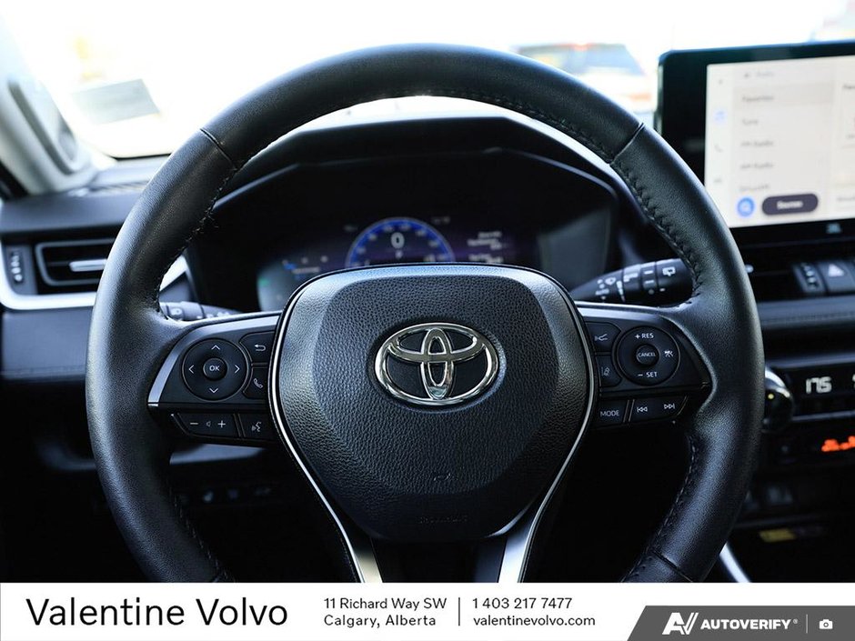 2024 Toyota RAV4 Hybrid Limited-13