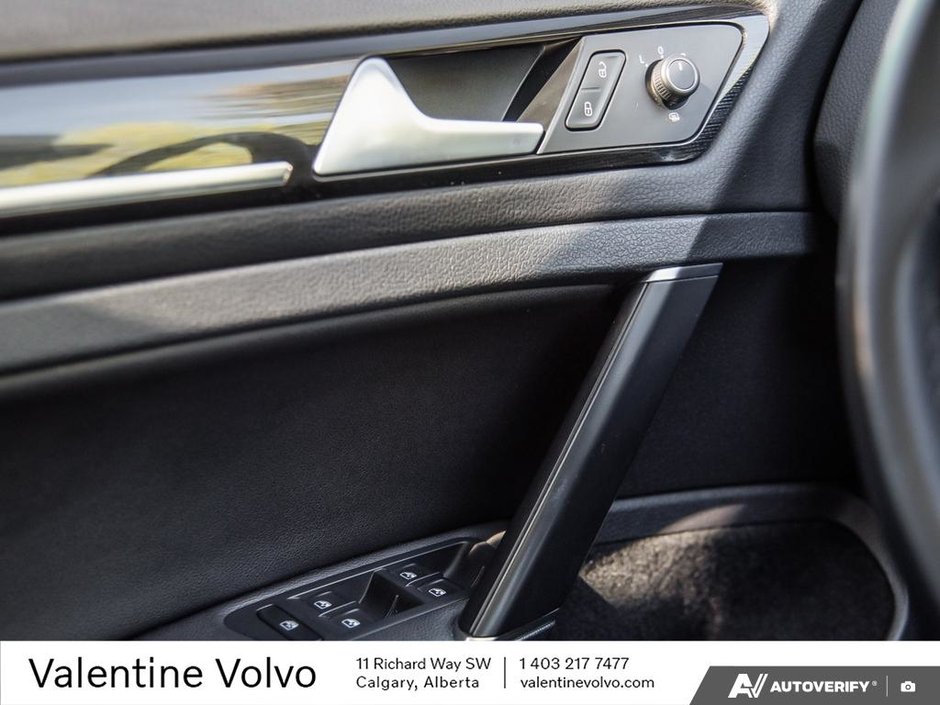 2019 Volkswagen Golf SportWagen Execline-16