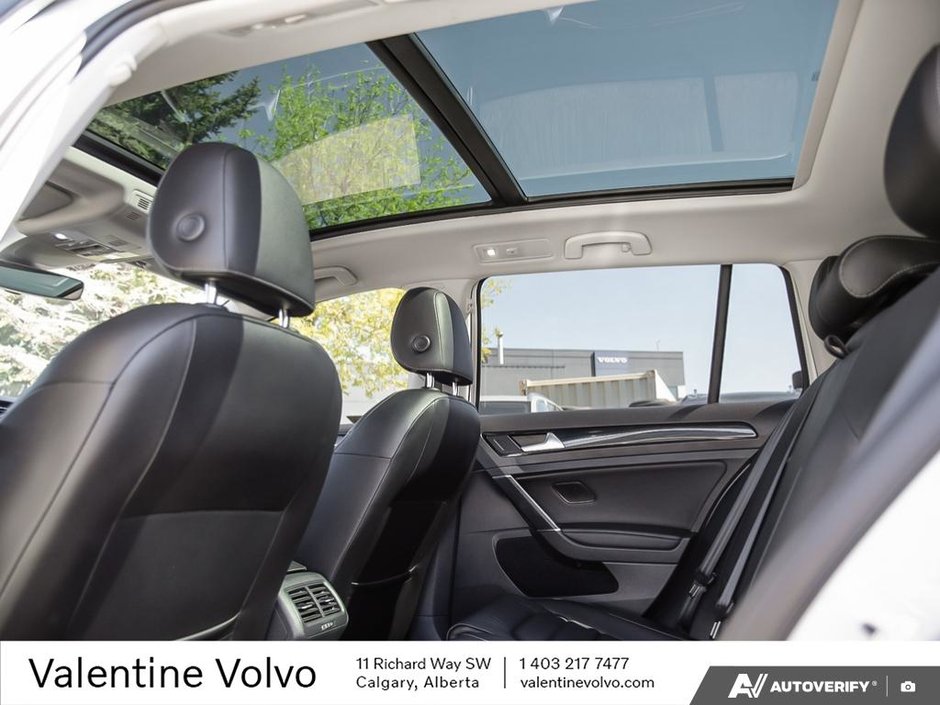 2019 Volkswagen Golf SportWagen Execline-23