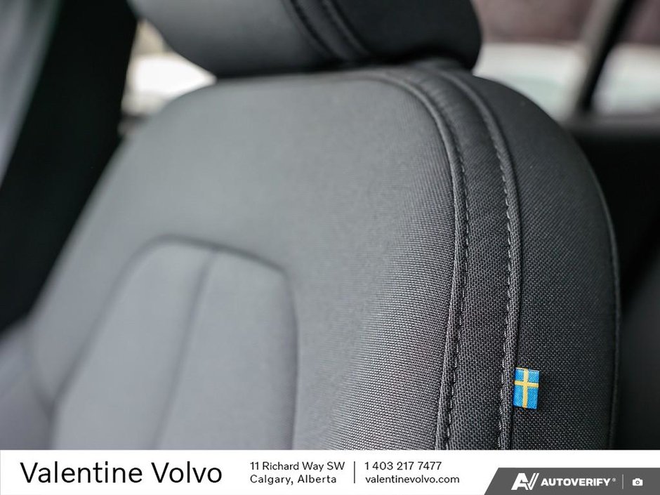 2024 Volvo C40 Recharge Pure Electric Core-21