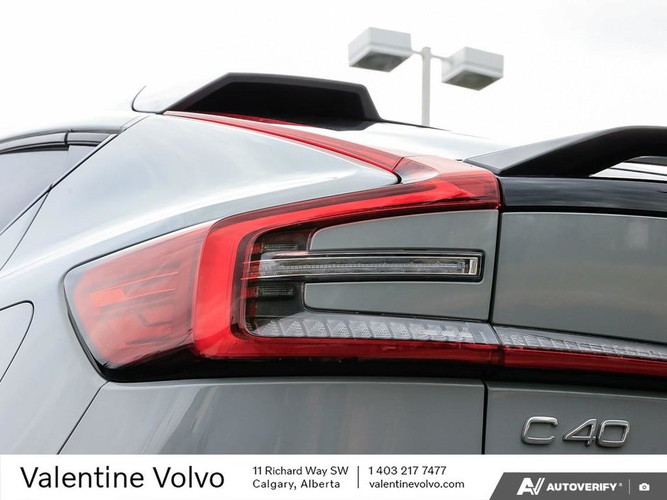 2024 Volvo C40 Recharge Pure Electric Core-10