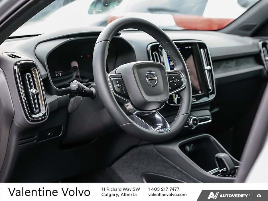 2024 Volvo C40 Recharge Pure Electric Core-11