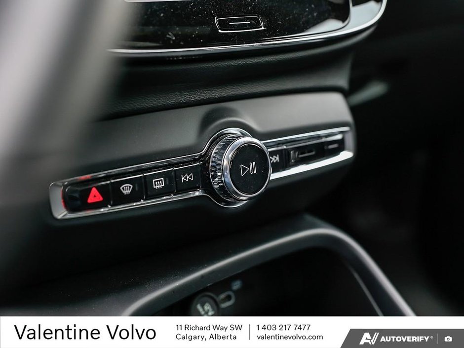 2024 Volvo C40 Recharge Pure Electric Core-18
