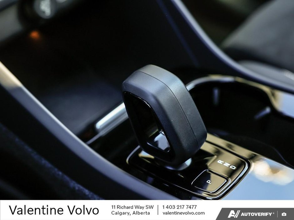 2024 Volvo C40 Recharge Pure Electric Ultimate-17
