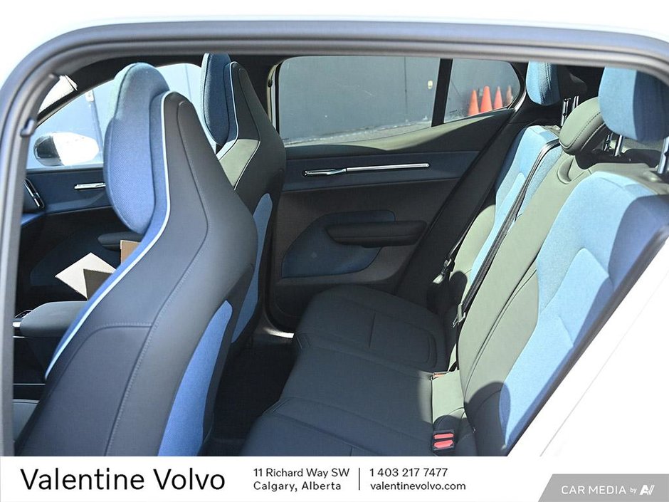 2025 Volvo EX30 Ultra-23