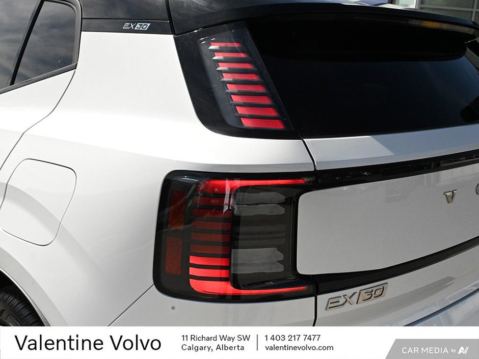 2025 Volvo EX30 Ultra-11