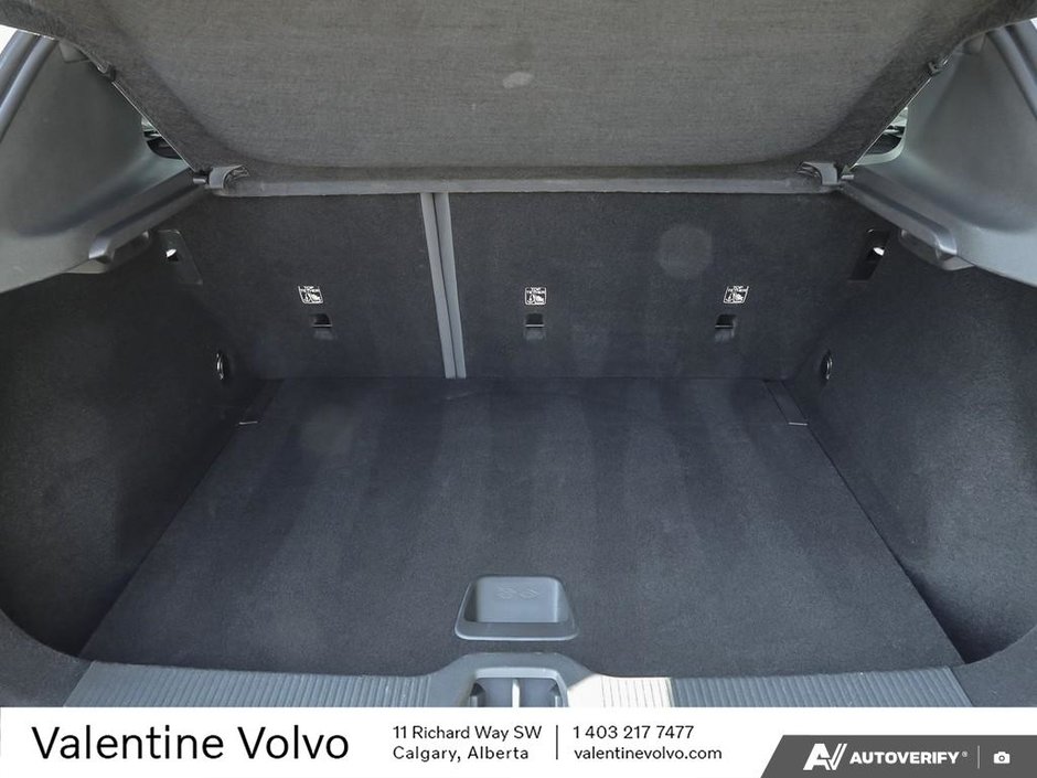 2025 Volvo EX30 Ultra-10