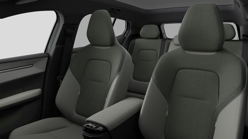 2026 Volvo EX30 Ultra Cross Country-4