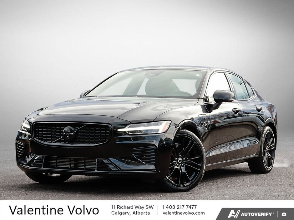 2025 Volvo S60 Plug-In Hybrid Ultra Black Edition-0