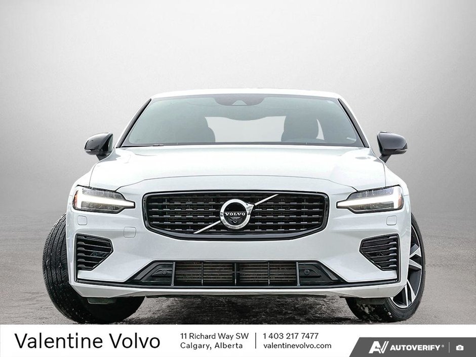 2022 Volvo S60 Recharge R-Design-1