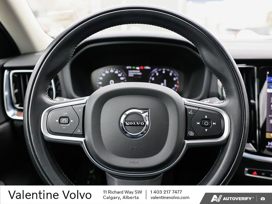 2022 Volvo S60-13