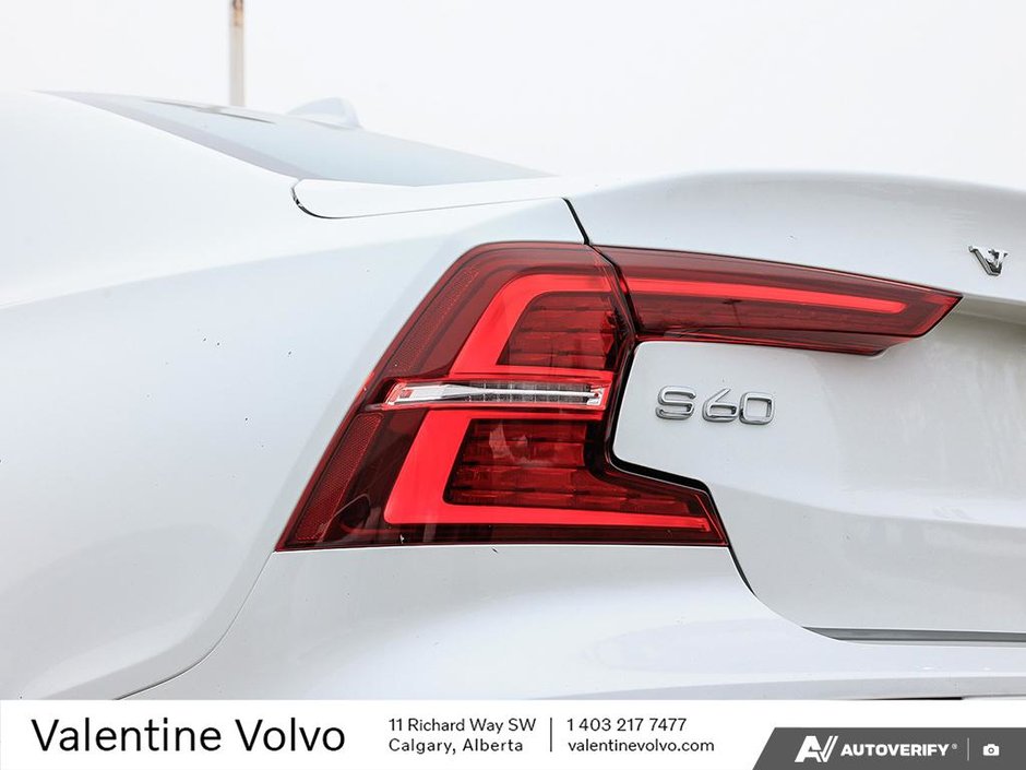 2022 Volvo S60-11