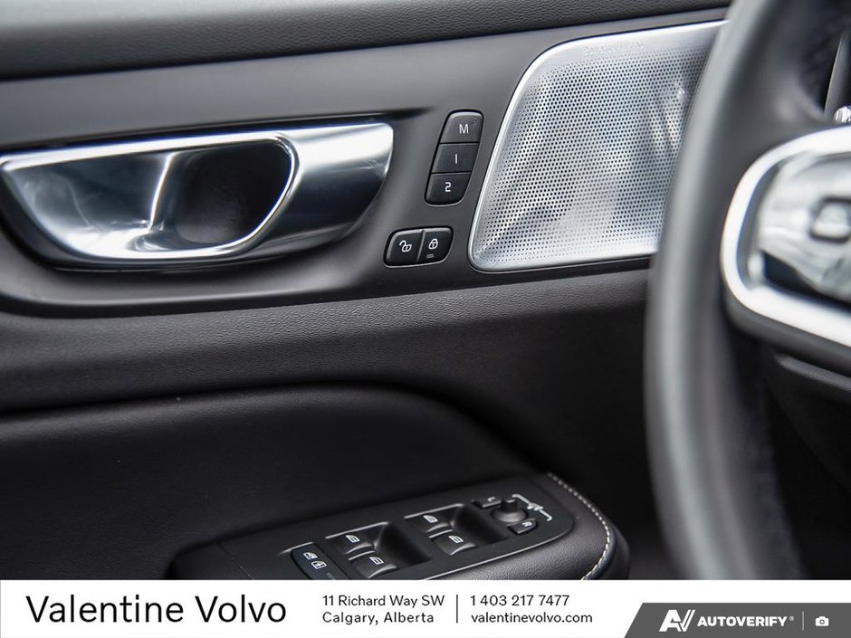 2023 Volvo S60 Ultimate Bright Theme-16