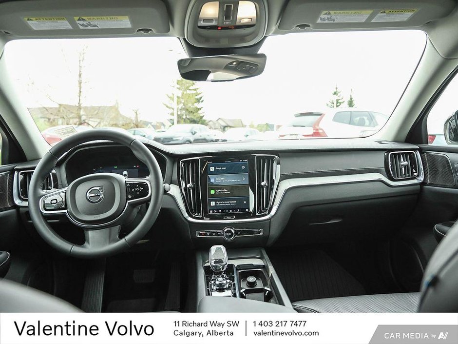 2024 Volvo S60 Ultimate Dark Theme-24