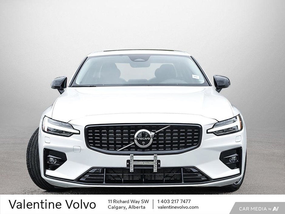 2024 Volvo S60 Ultimate Dark Theme-1