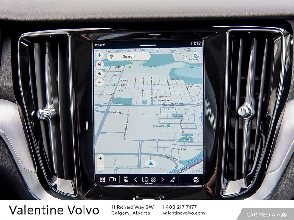 2024 Volvo S60 Core Dark Theme-20