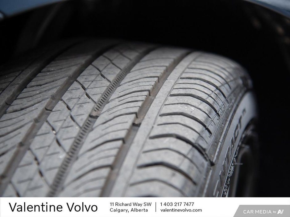 2024 Volvo S60 Core Dark Theme-6
