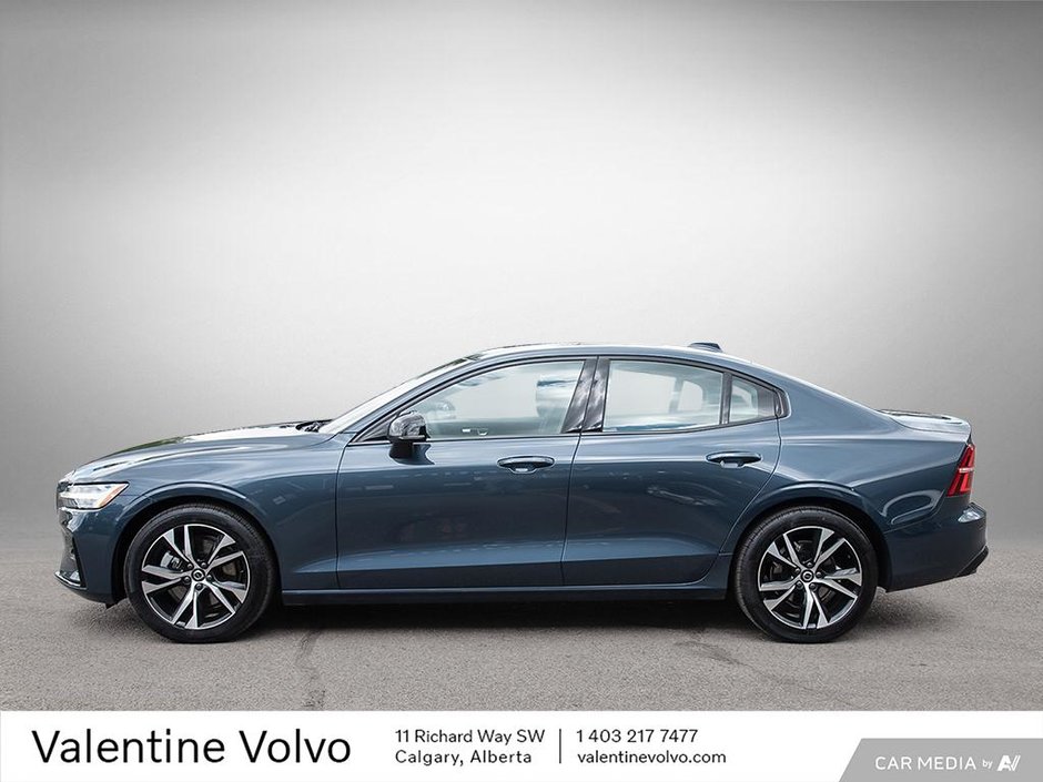 2024 Volvo S60 Core Dark Theme-2