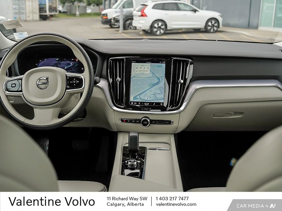 2024 Volvo S60 Core Dark Theme-24