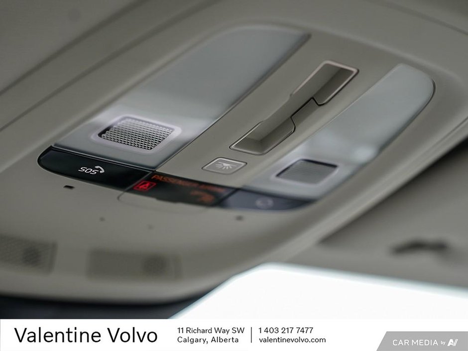 2024 Volvo S60 Core Dark Theme-21