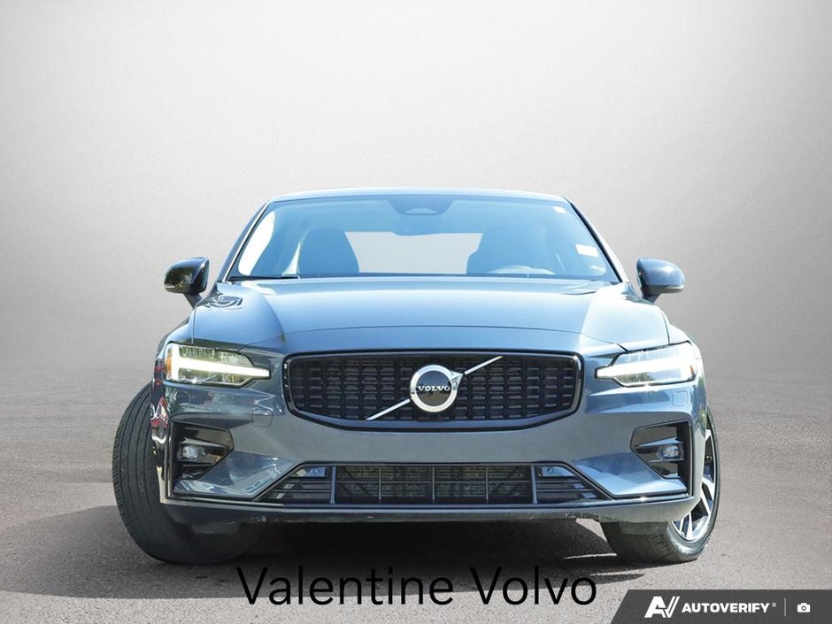 2024 Volvo S60 Core Dark Theme-1