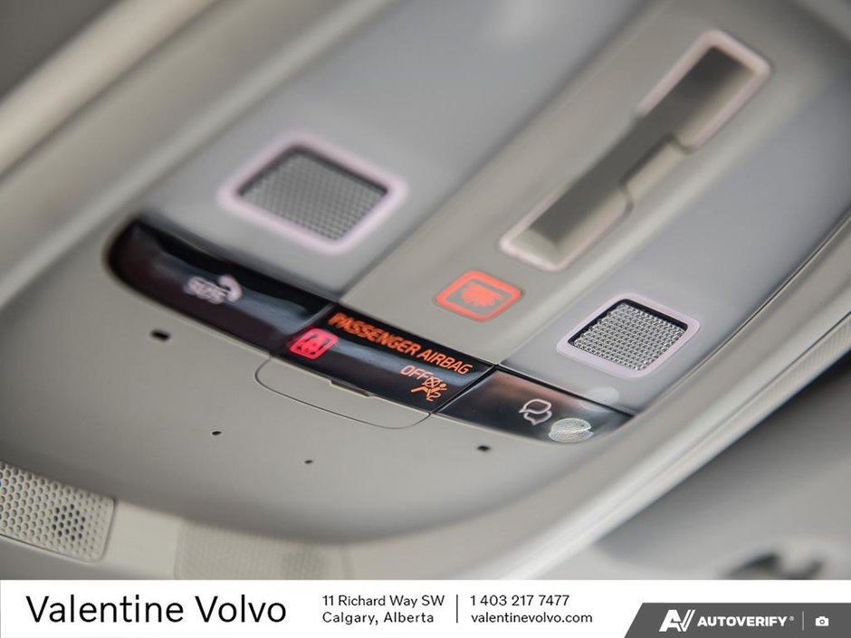 2024 Volvo S60 Plus Dark Theme-21