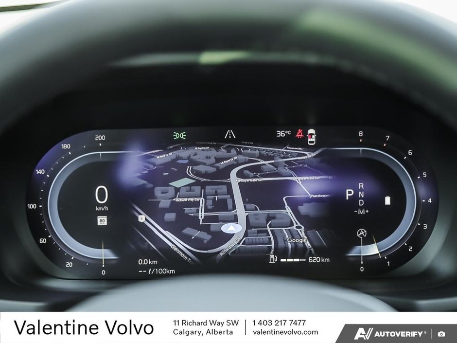 2024 Volvo S60 Plus Dark Theme-14
