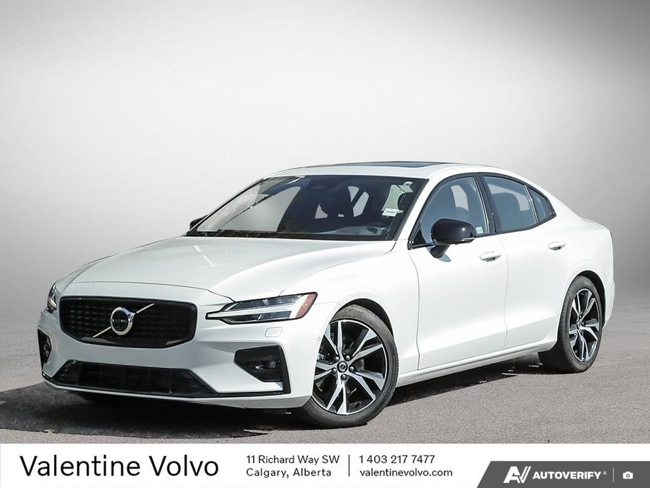 2024 Volvo S60 Plus Dark Theme-0