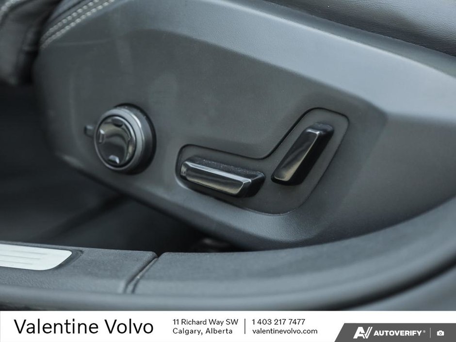 2022 Volvo V60 Cross Country T5 AWD-28