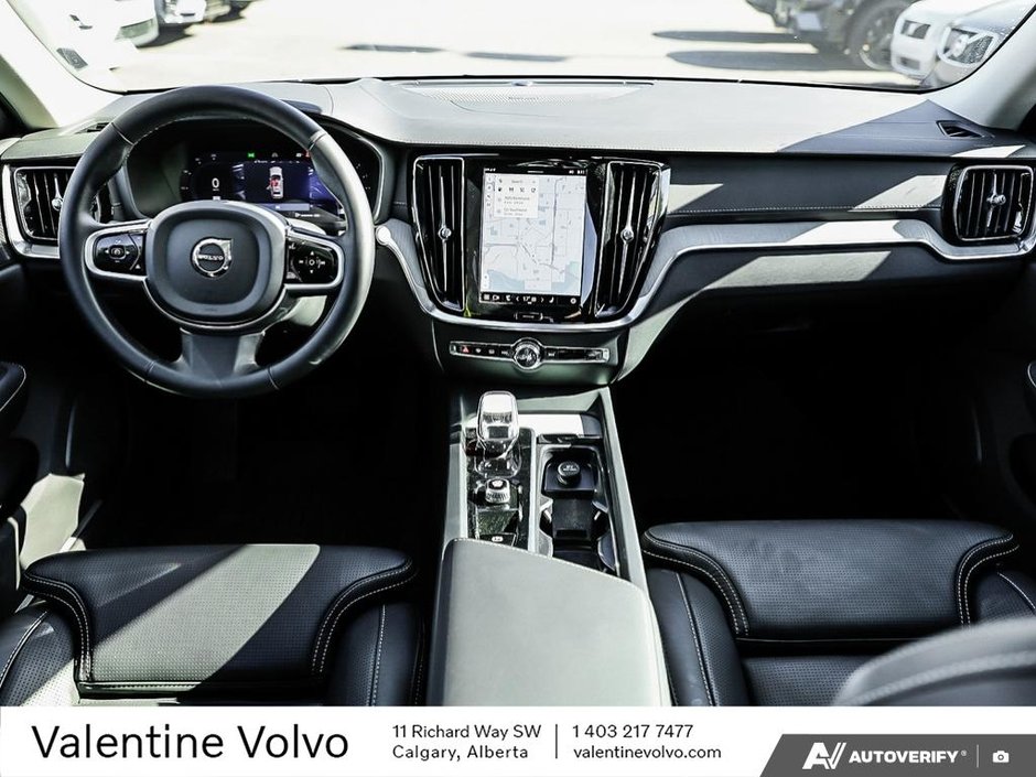2025 Volvo V60 Cross Country Ultra-25