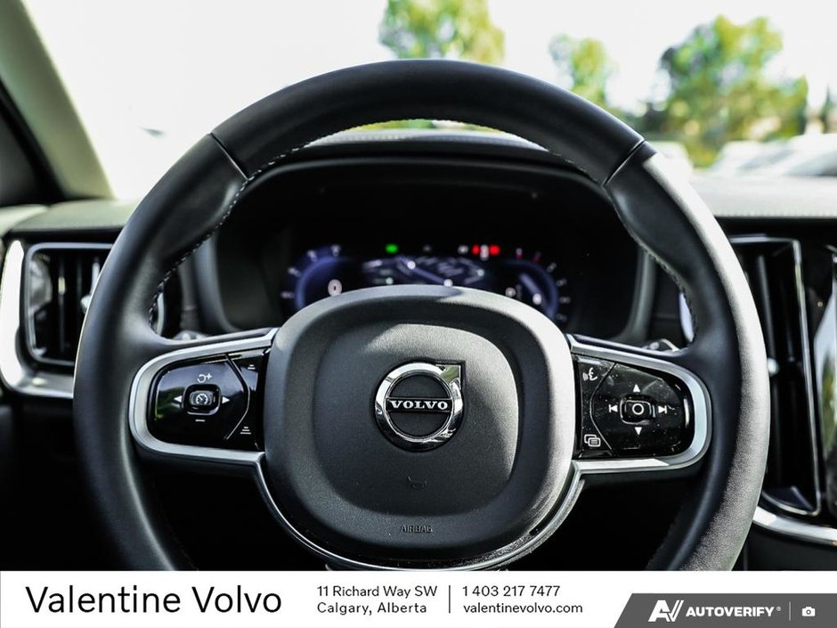 2025 Volvo V60 Cross Country Ultra-13