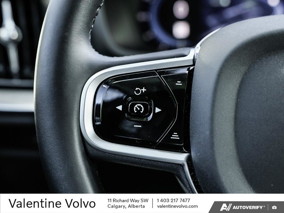 2025 Volvo V60 Cross Country Ultra-16