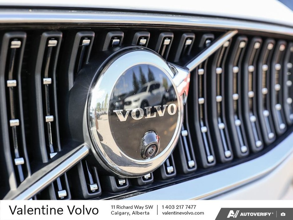 2025 Volvo V60 Cross Country Ultra-8
