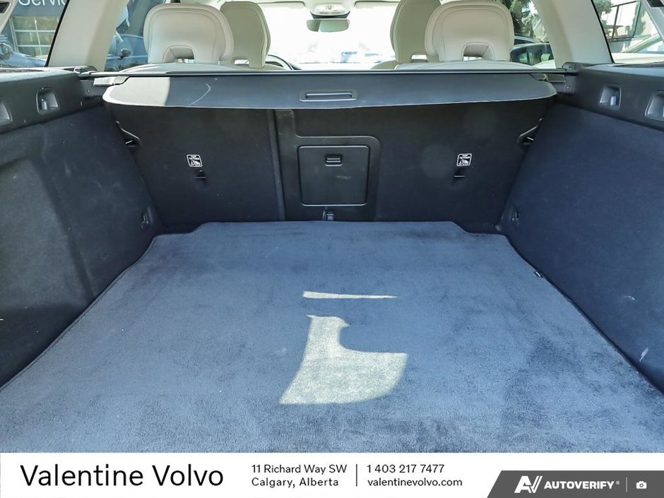 2025 Volvo V60 Cross Country Plus-10