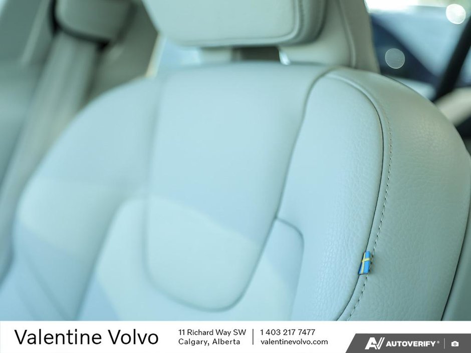 2025 Volvo V60 Cross Country Plus-22