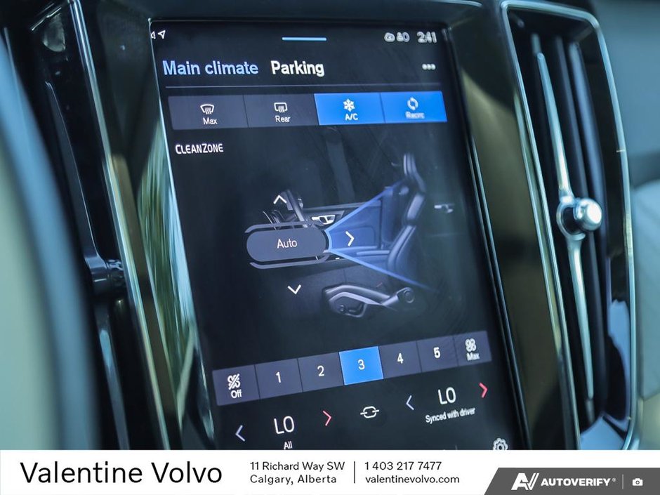 2025 Volvo V60 Cross Country Plus-19