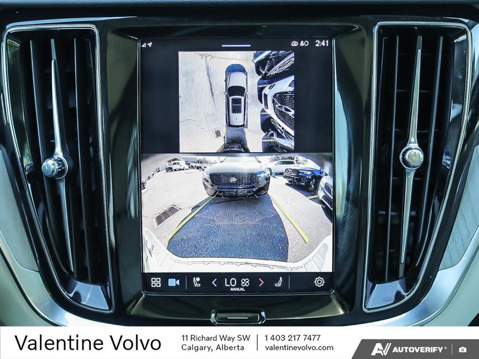 2025 Volvo V60 Cross Country Plus-26