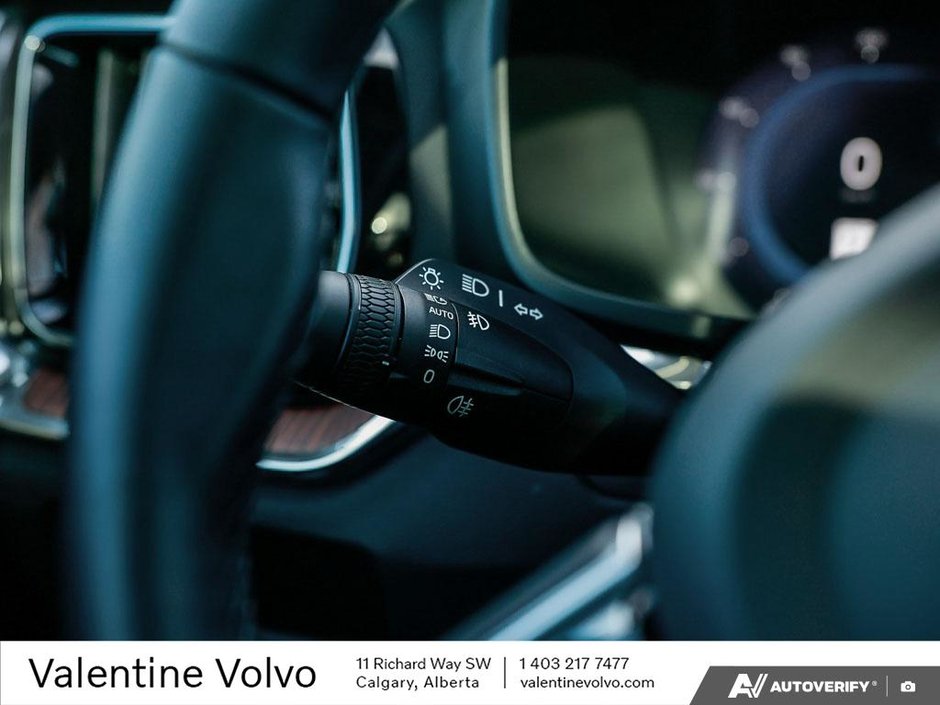 2025 Volvo V60 Cross Country Plus-15