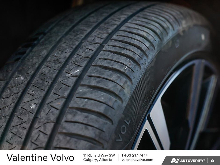 2025 Volvo V60 Cross Country Plus-9