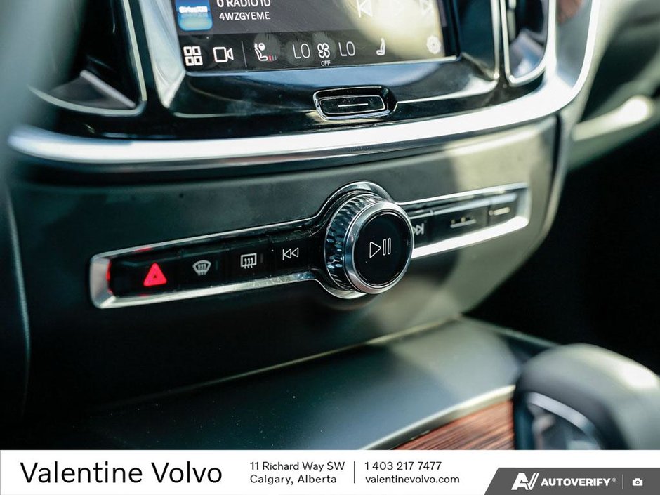 2025 Volvo V60 Cross Country Plus-19