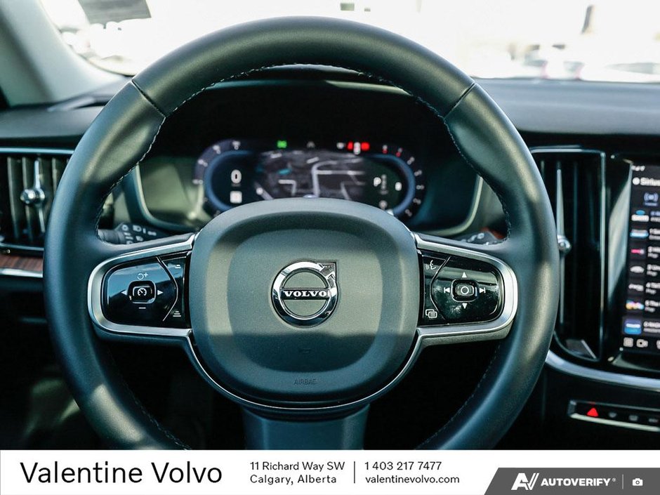 2025 Volvo V60 Cross Country Plus-13