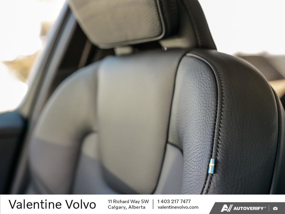 2025 Volvo V60 Cross Country Plus-22