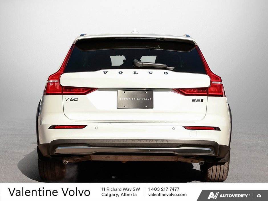 2025 Volvo V60 Cross Country Plus-4